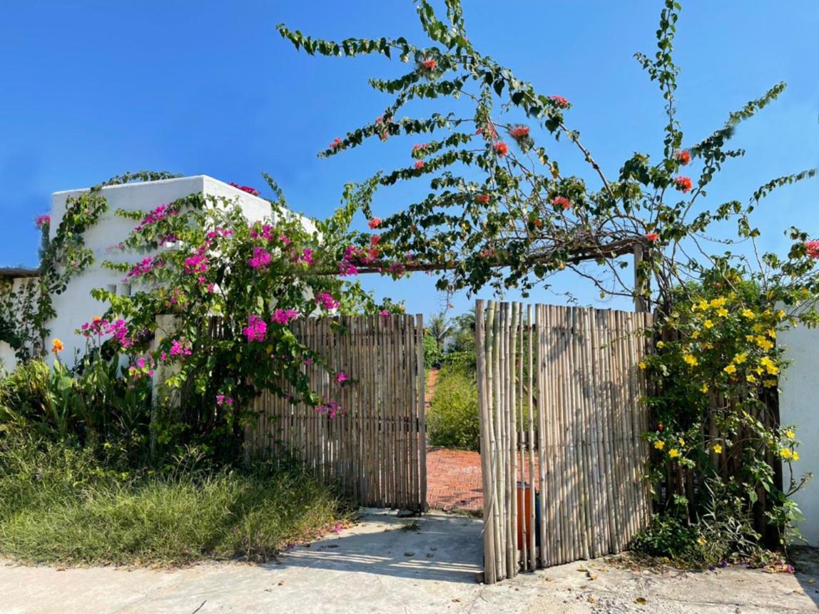 Ho Lan Retreat, Villa Mat Bien Danh Cho 8 Nguoi. Pho Tri Exterior photo